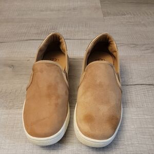 UGG Women's Heels - Tan